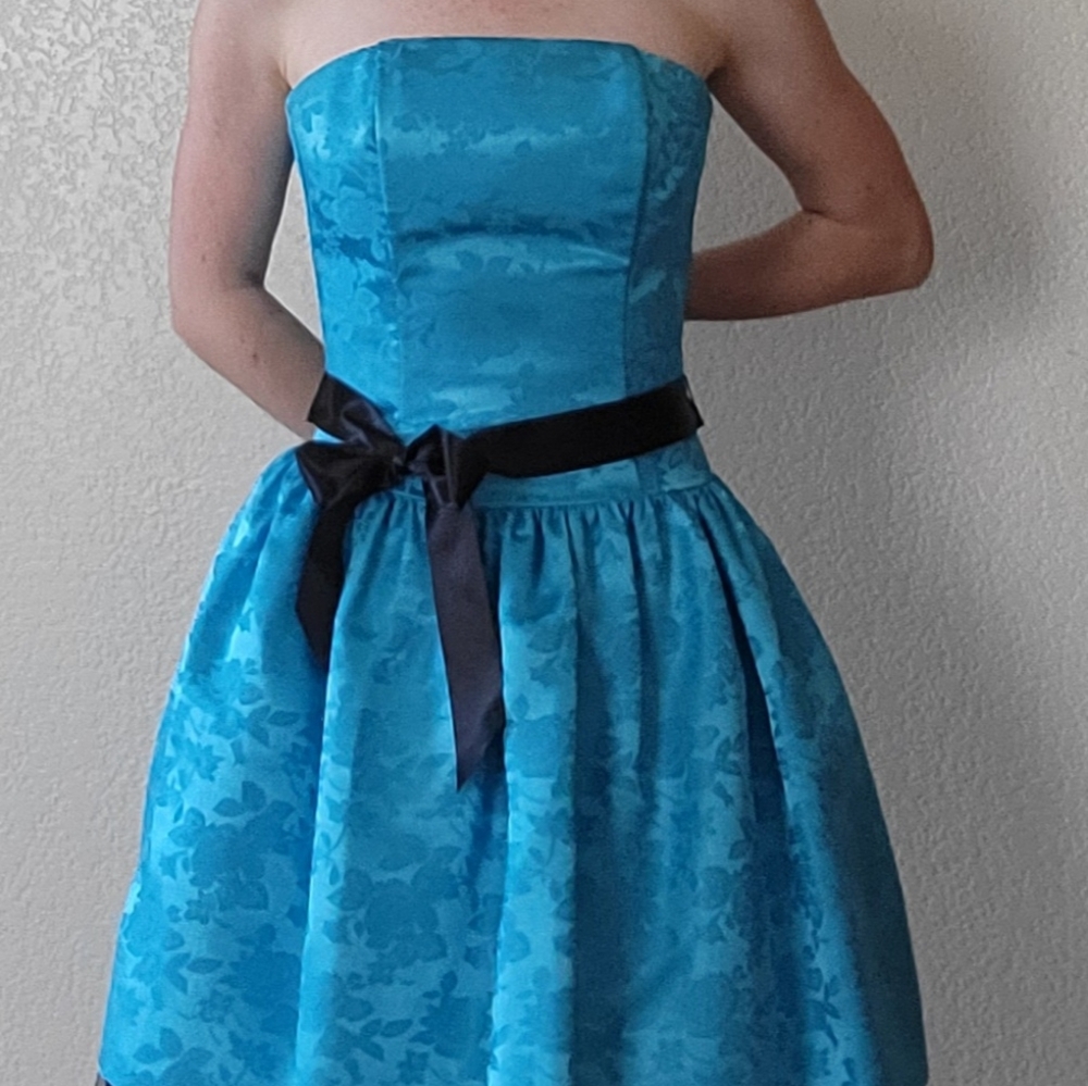 Formal strapless mini dress